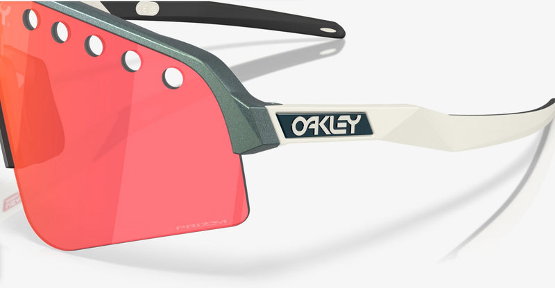 Oakley Sutro Lite Sweep Pacific Trail Collection OO9465-3139-Matte Silver/Blue Colorshift/Prizm Trail Torch