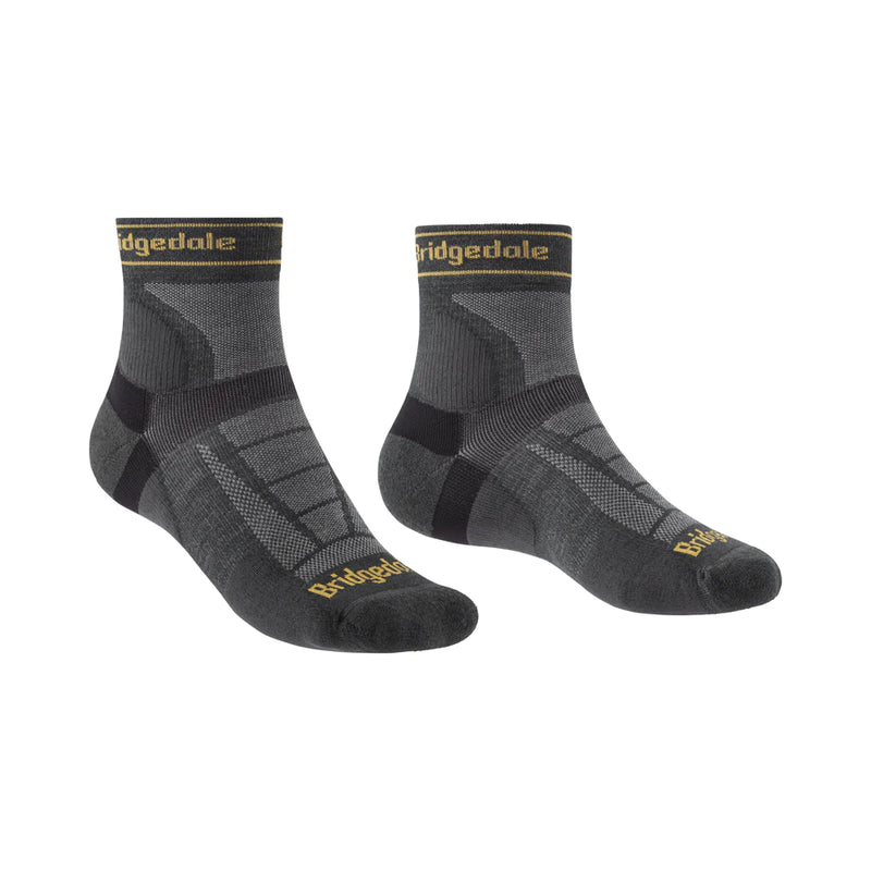 Bridgedale Men's Ultra Light T2 Merino Sport 3/4 Crew Sock-Assorted Colours