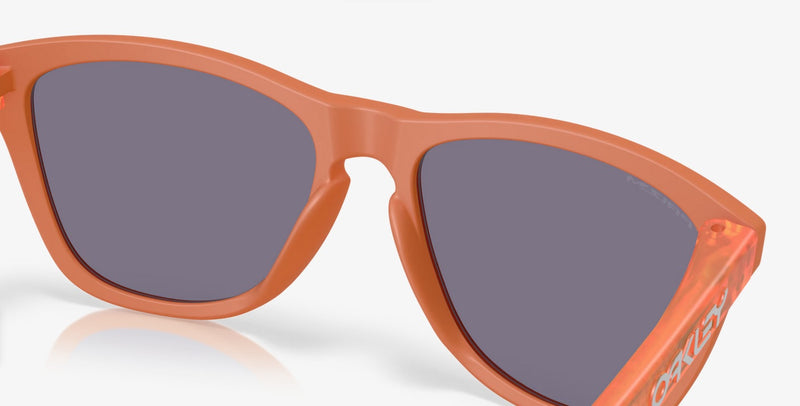 Oakley Frogskins Sunglasses OO9013-M155-Matte Ginger/Prizm Grey