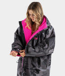 Dryrobe Advance Long Sleeve-Black Camo Pink