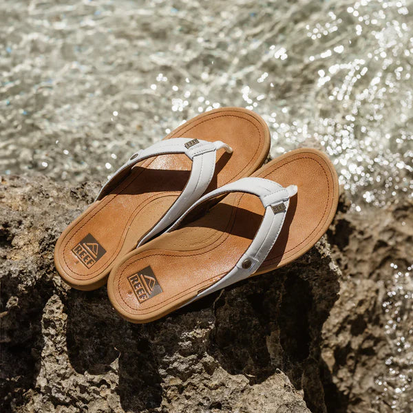 Reef Women's Pacific Flip Flops-Assorted Colours