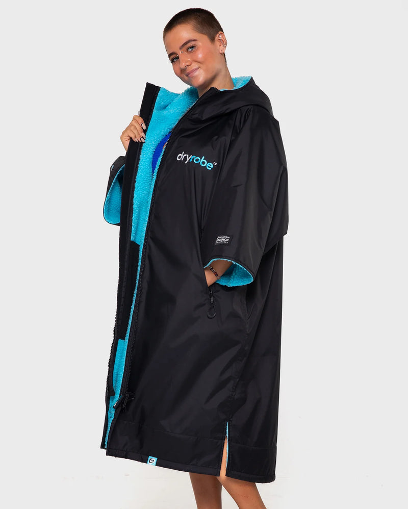 Dryrobe Advance Short Sleeve-Black/Blue