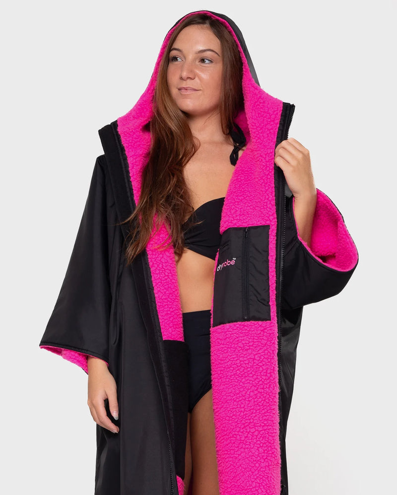 Dryrobe Advance Short Sleeve-Black/Pink