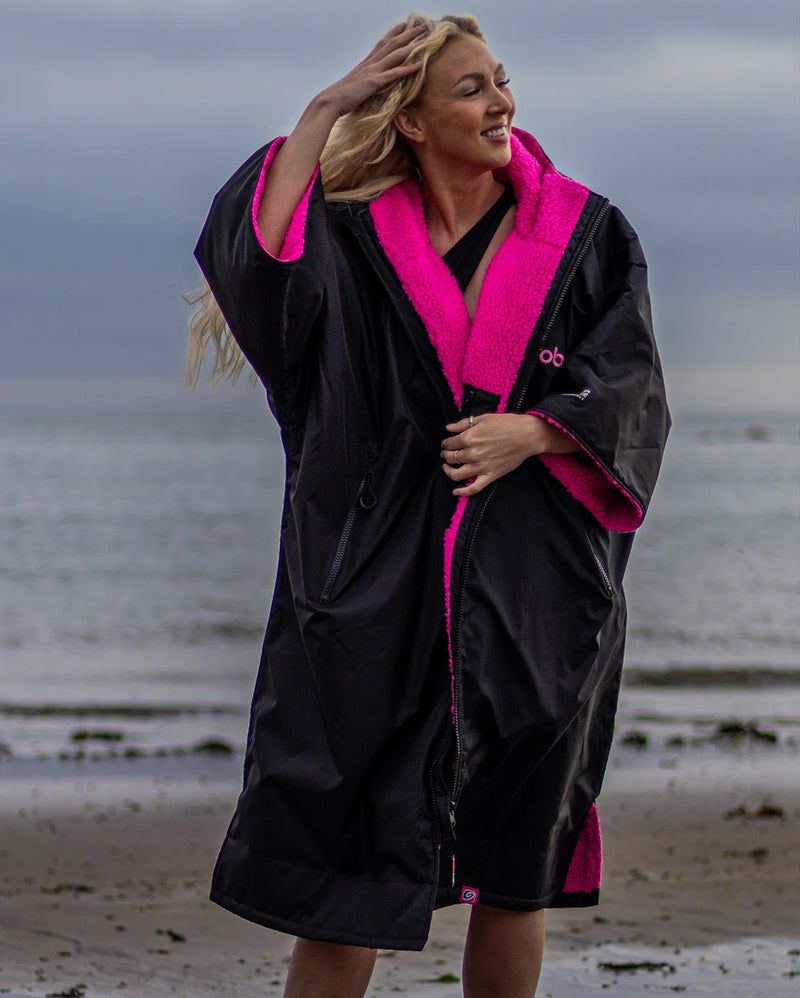 Dryrobe Advance Short Sleeve-Black/Pink