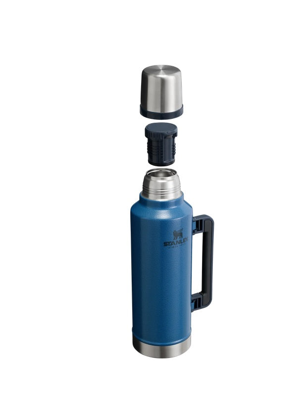 Stanley Classic Legendary Bottle 2.0 QT 1.9L-Assorted Colours