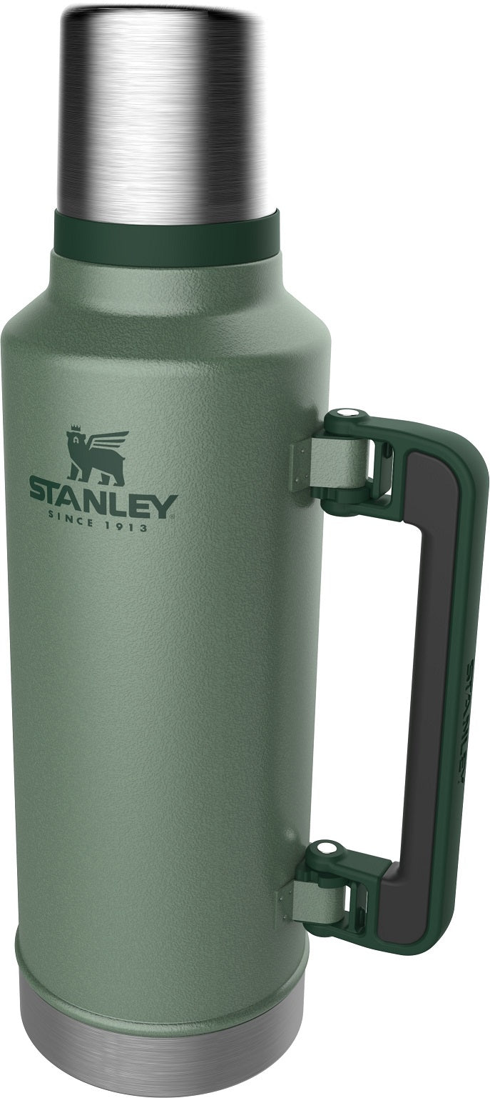 Stanley Classic Legendary Bottle 2.0 QT 1.9L-Assorted Colours