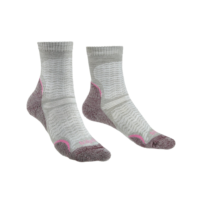 Bridgedale Women's Ultra Light Merino Performance 3/4 Crew Sock-Aubergine